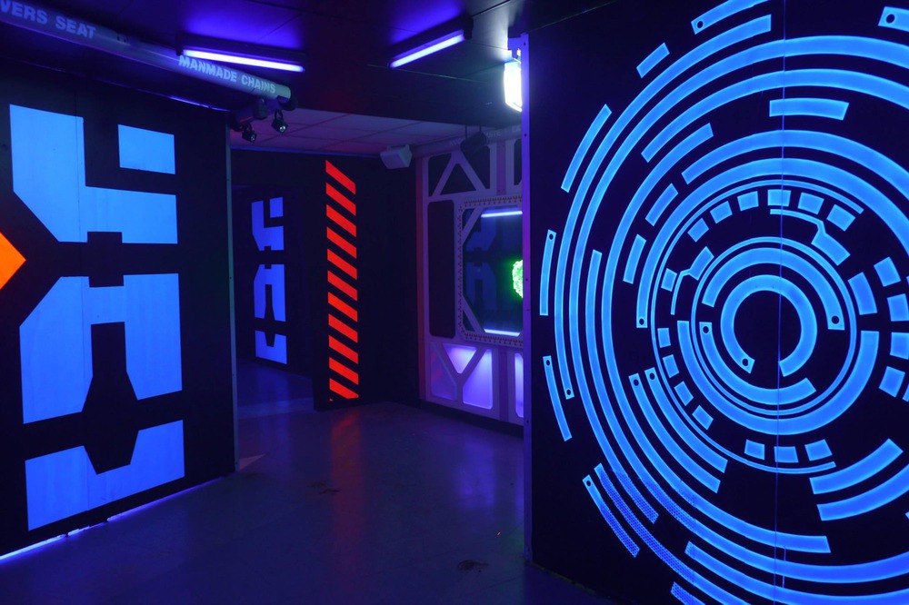 laser-tag-photo-13.width-2000.format-jpeg.jpg